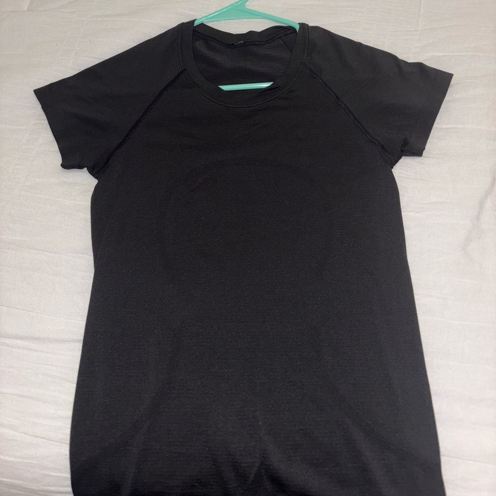 lululemon black short sleeve swiftly tech size 4